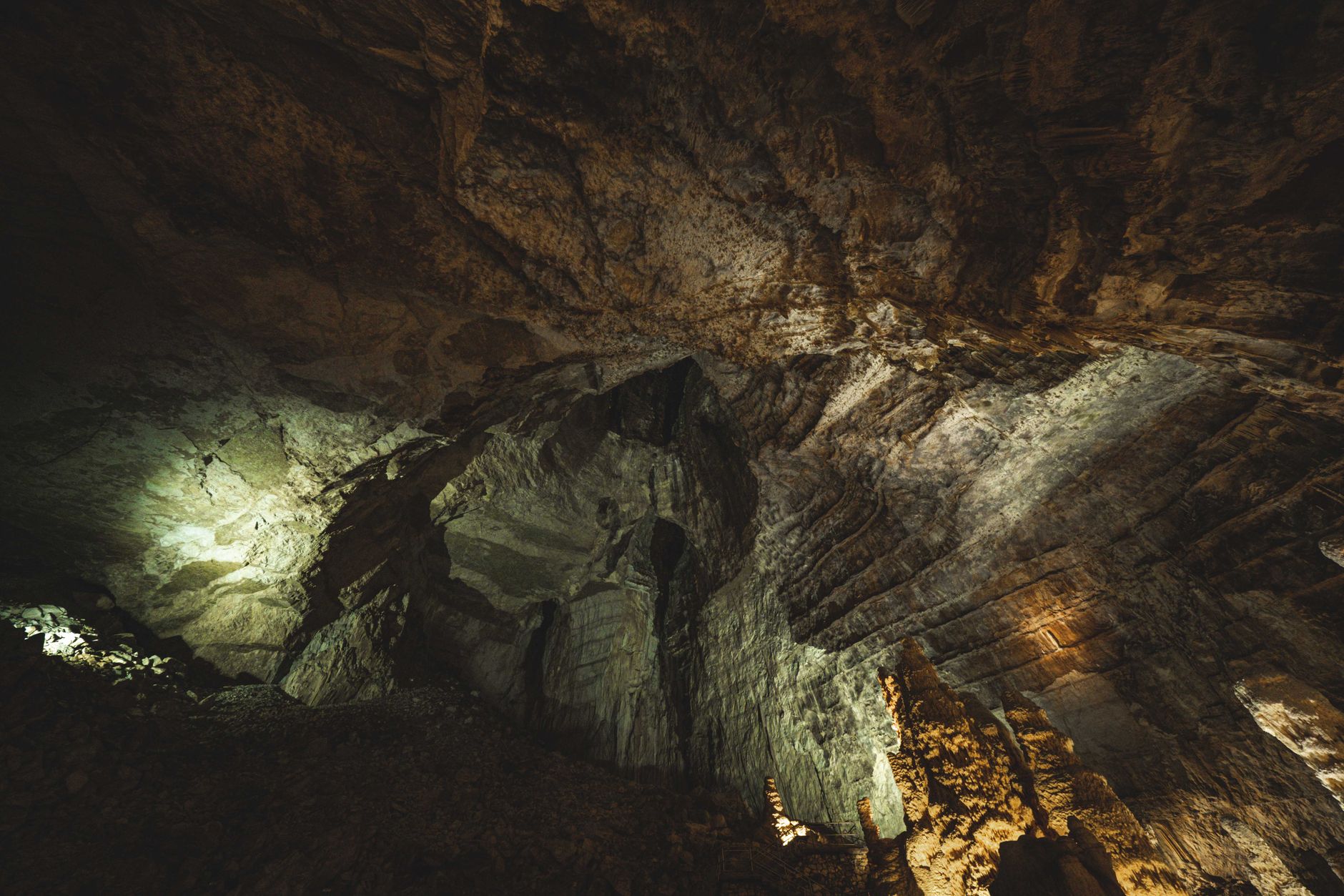 Han-sur-Lesse Caves